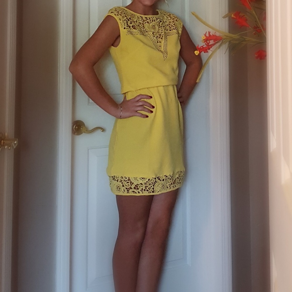 Yellow dress